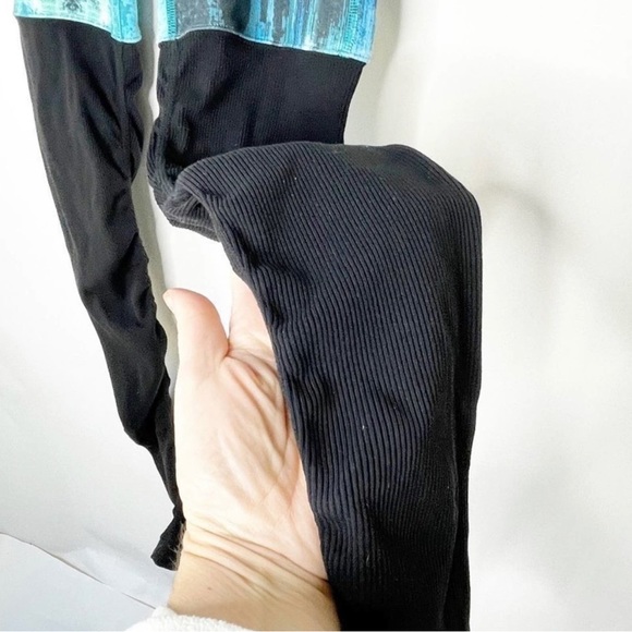 Alo goddess leggings in great condition - Picture 6 of 11